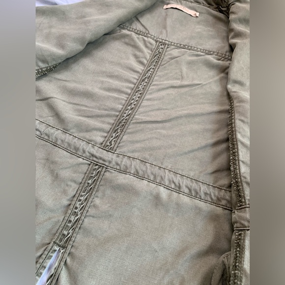 MAX JEANS vest, army green, large. - Picture 5 of 9